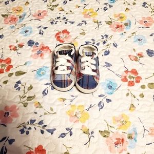 Infant Tommy Hilfiger shoes size 2